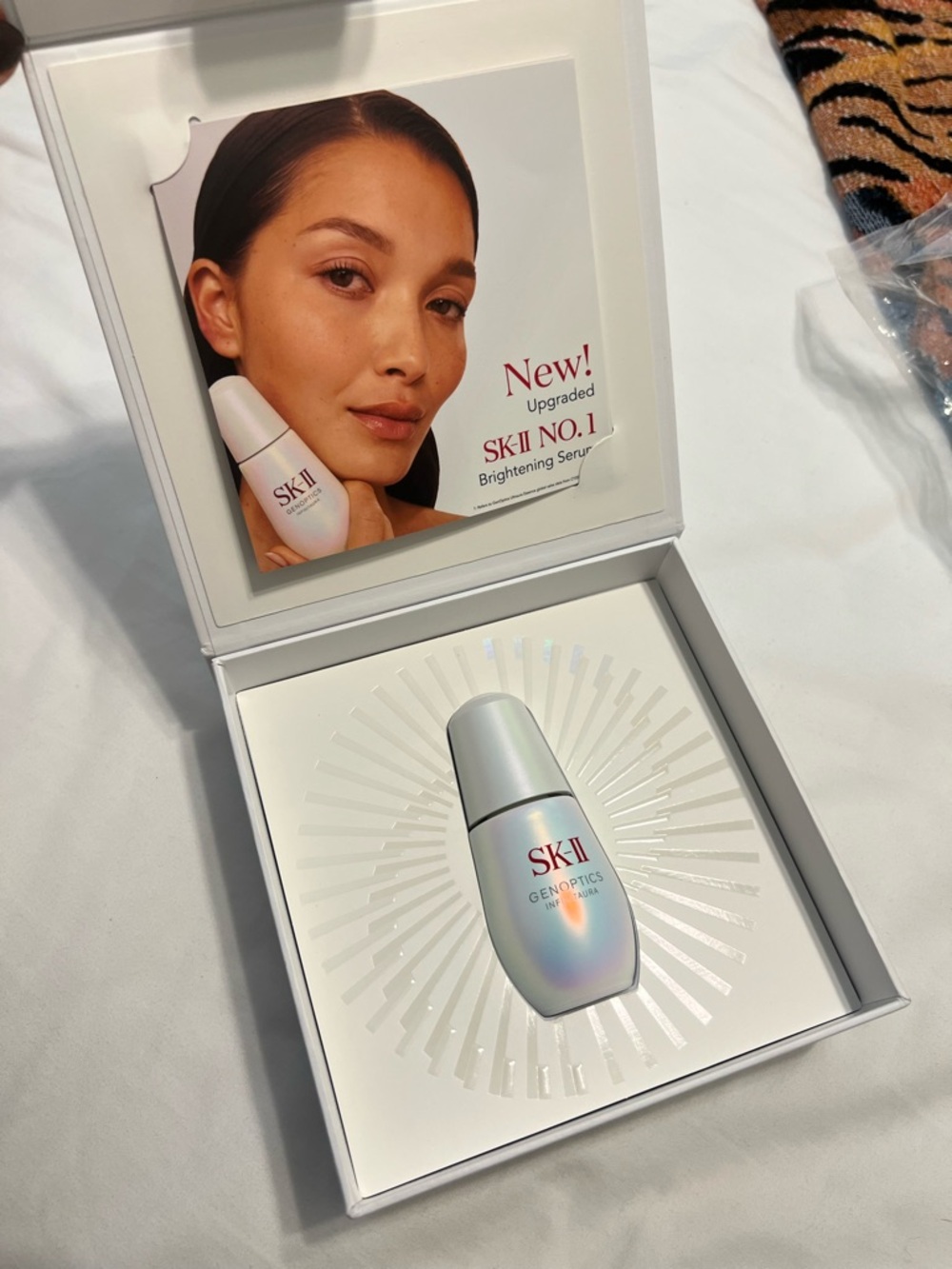 SK-II genoptics InfinitAura brightening serum PR Box